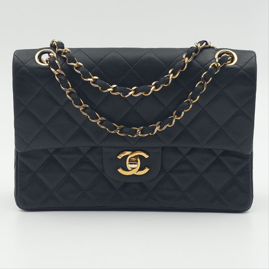 Pre-Owned Black Matelassé Lambskin Square Double Flap Shoulder Bag