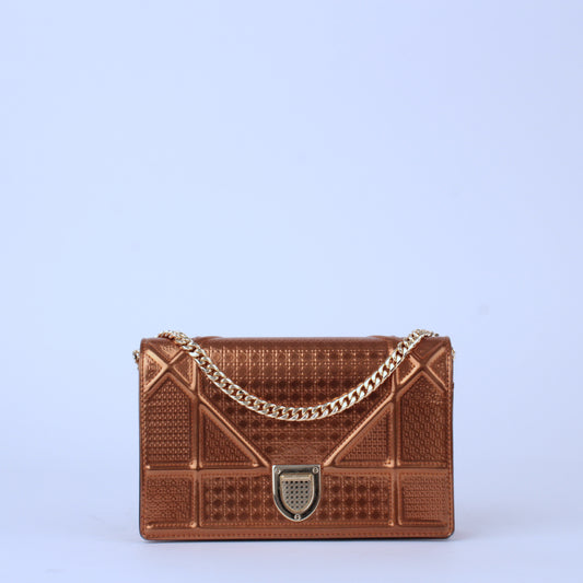 Diorama Wallet on Chain