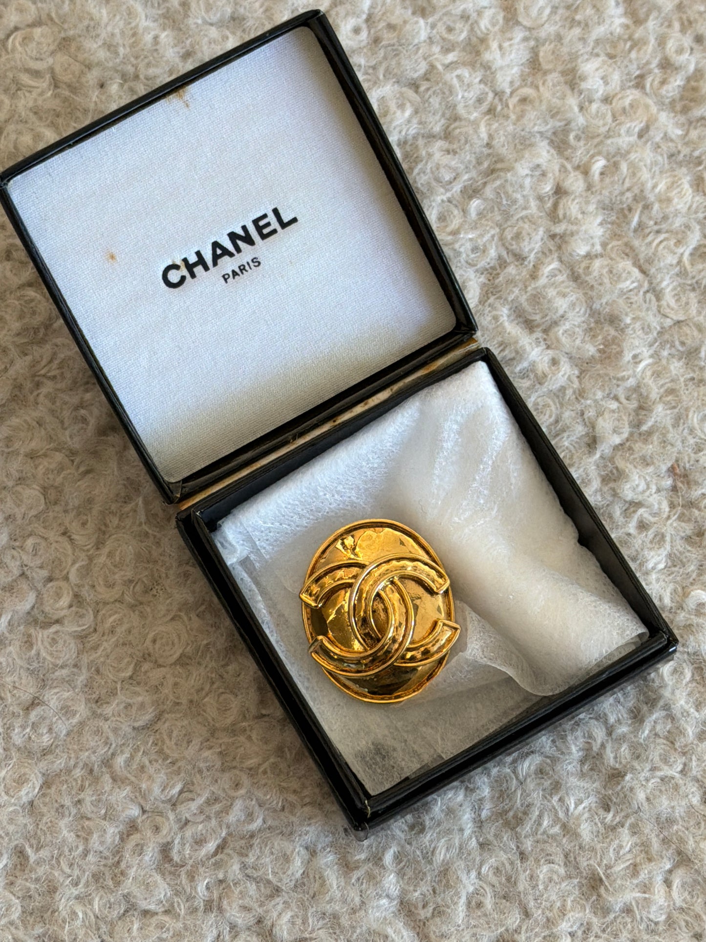 Pre-Owned CC Gold-Plated Brooch