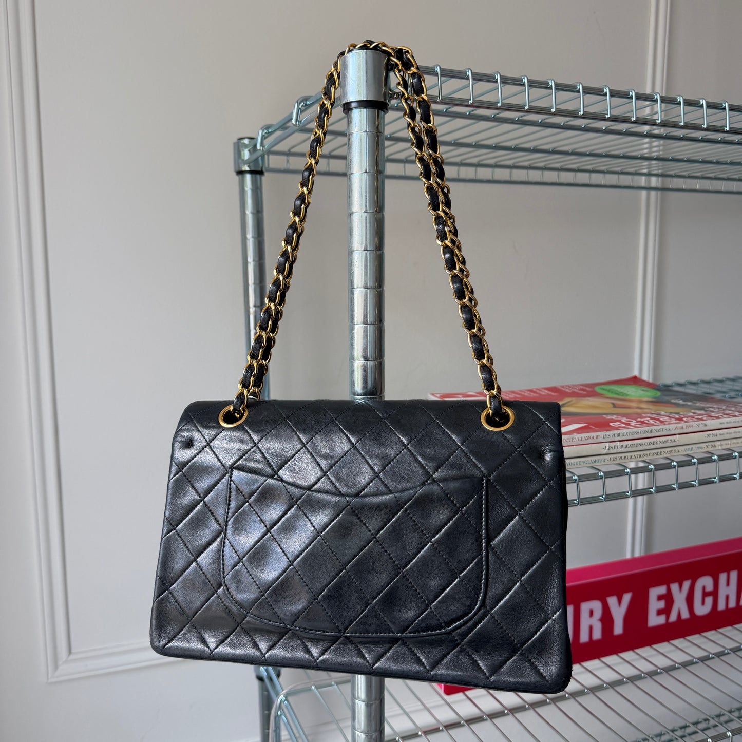 Pre-Owned Black Matelassé Lambskin Medium Classic Flap