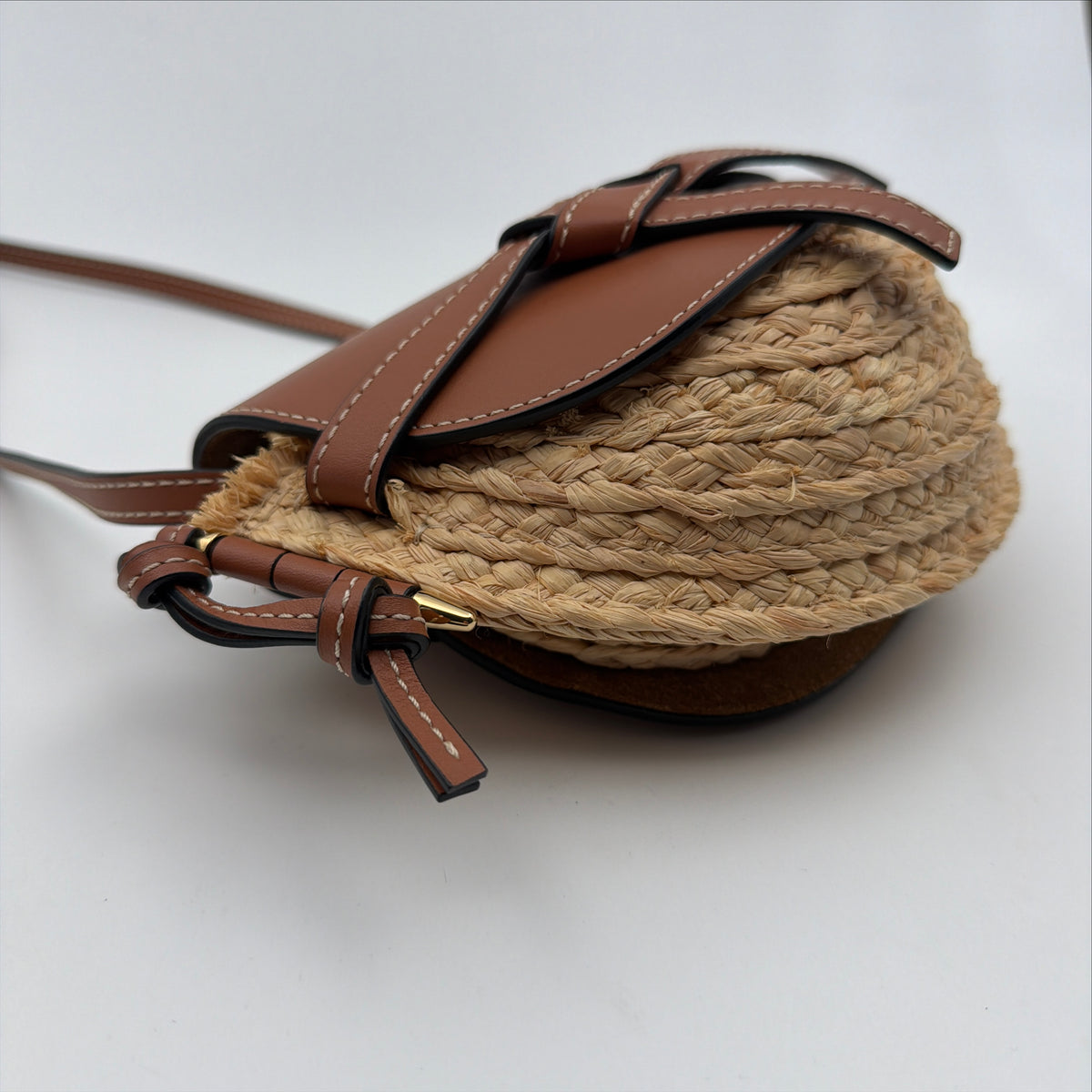 Pre-Owned Tan Raffia Crossbody Gate Bag