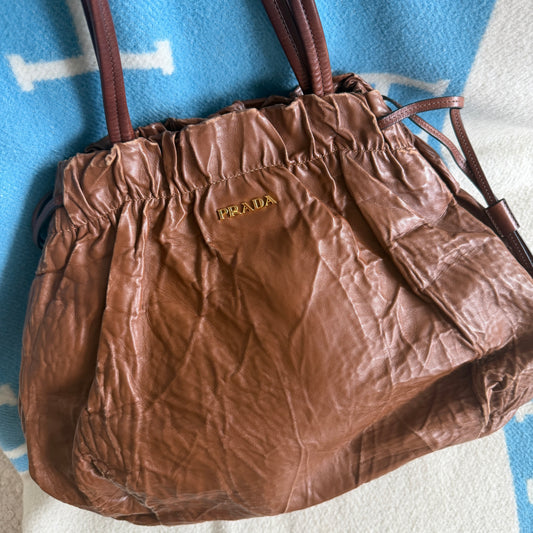 Pre-Owned Brown Ruffled Leather Shoulder Bag
