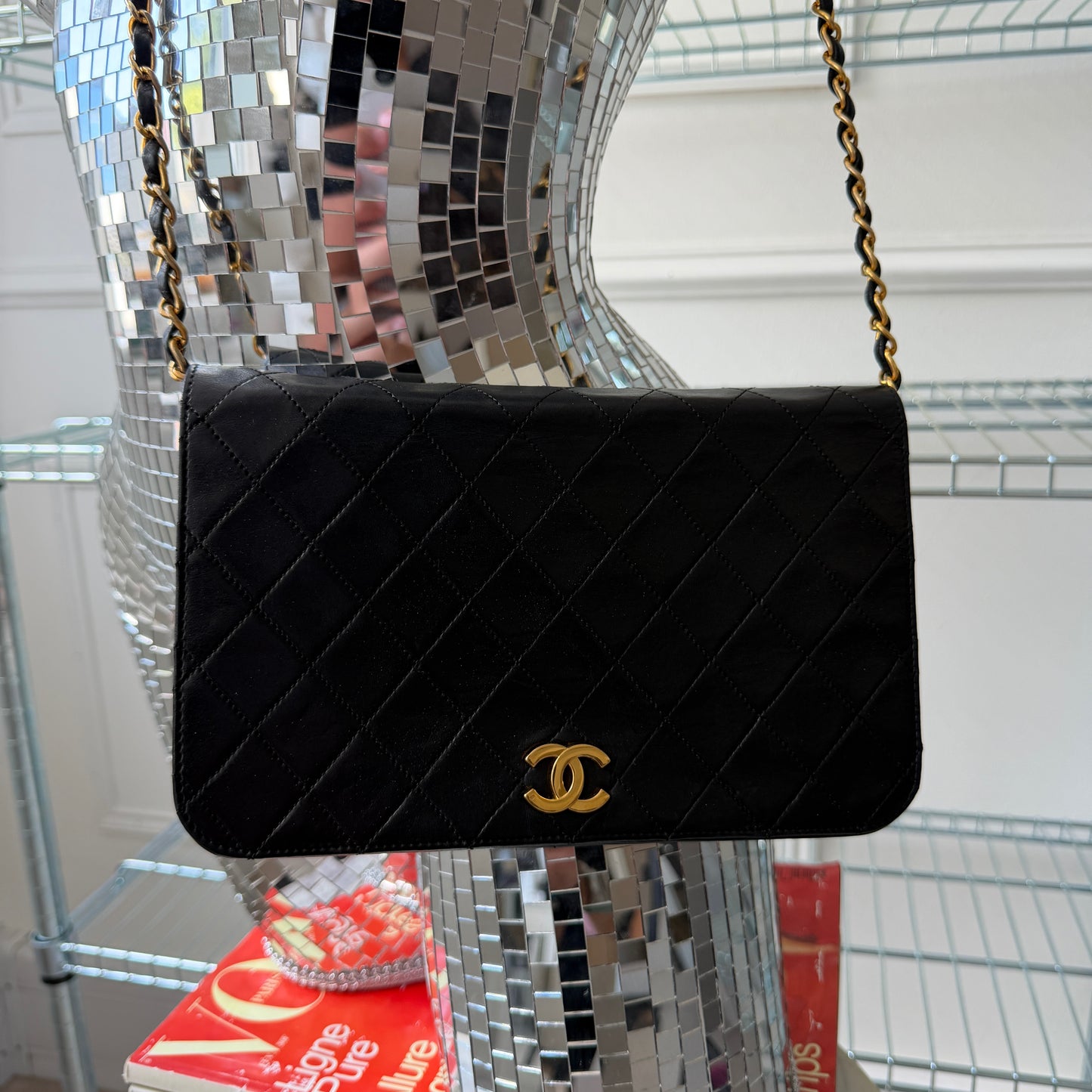 Pre-Owned Black Matelassé Lambskin Full Flap Shoulder Bag