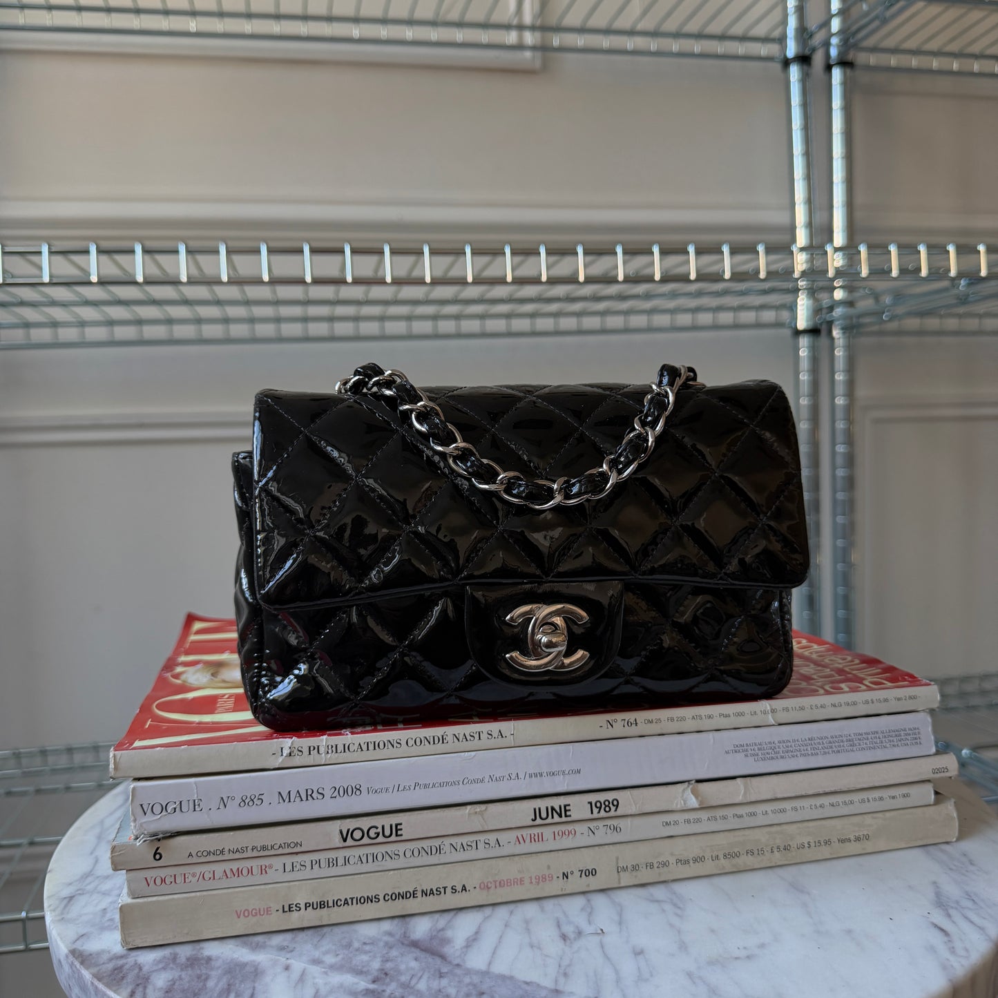 Pre-Owned Black Matelassé Patent Leather Mini Rectangle Single Flap Crossbody Bag