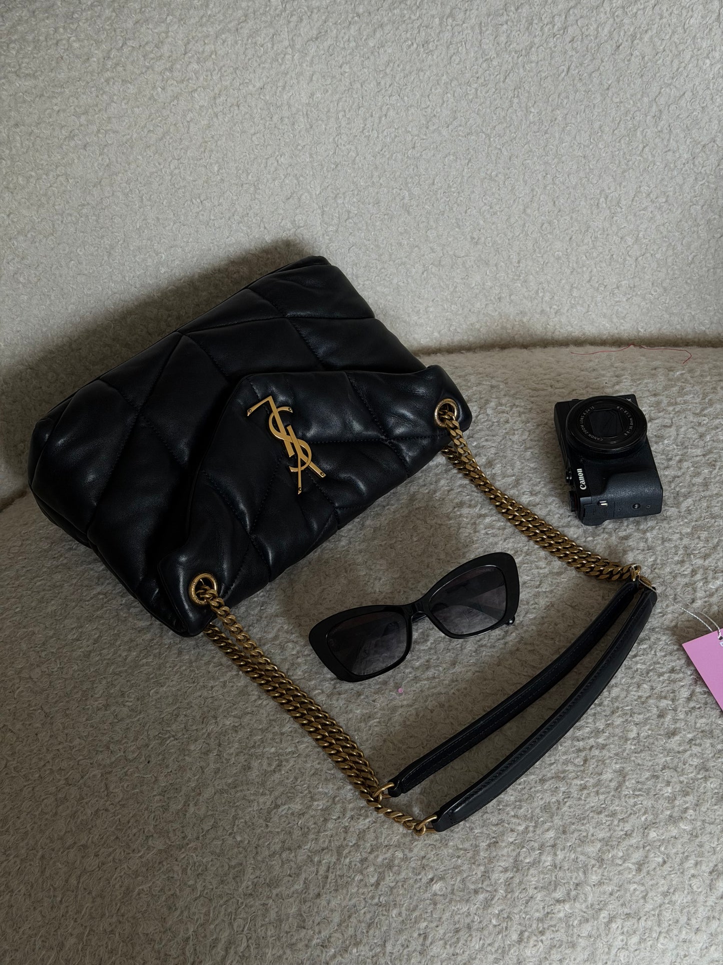 Pre-Owned Black Lambskin Leather Crossbody Bag