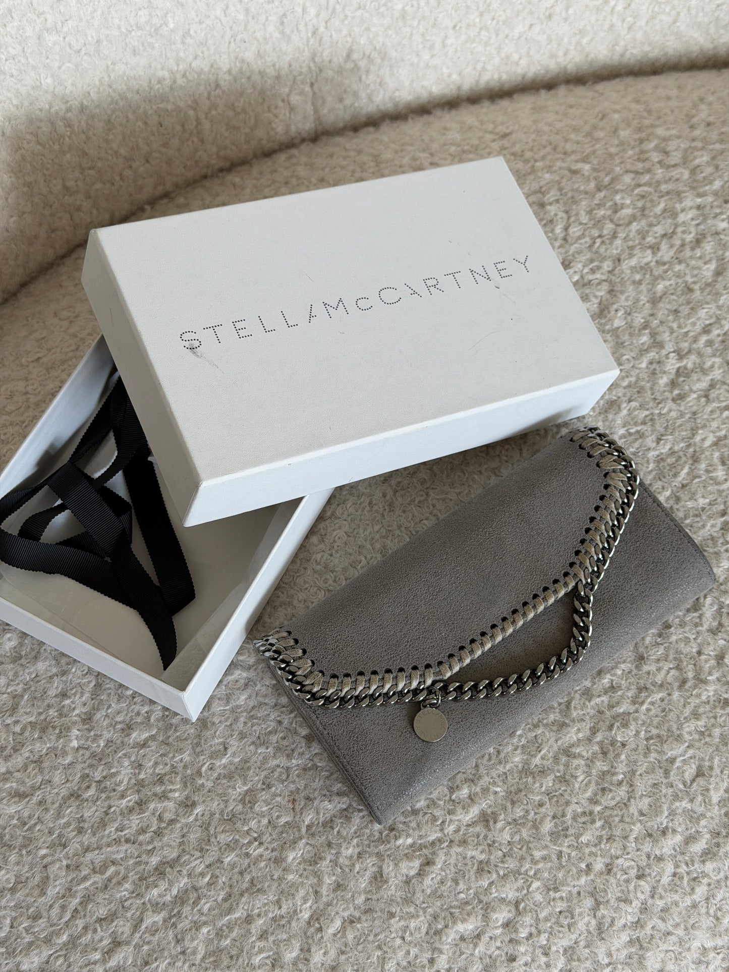 Pre-Owned Grey Suede Wallet