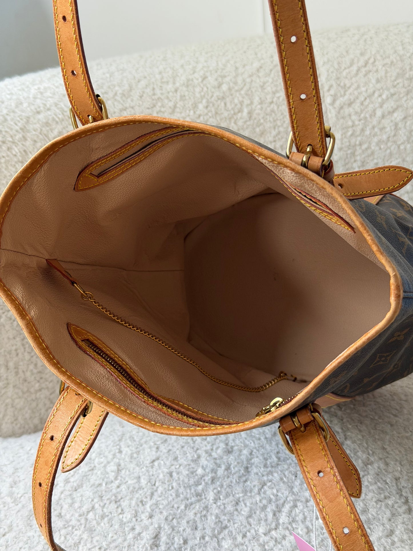 LV Monogram Canvas Bucket Bag GM - Pre-Owned