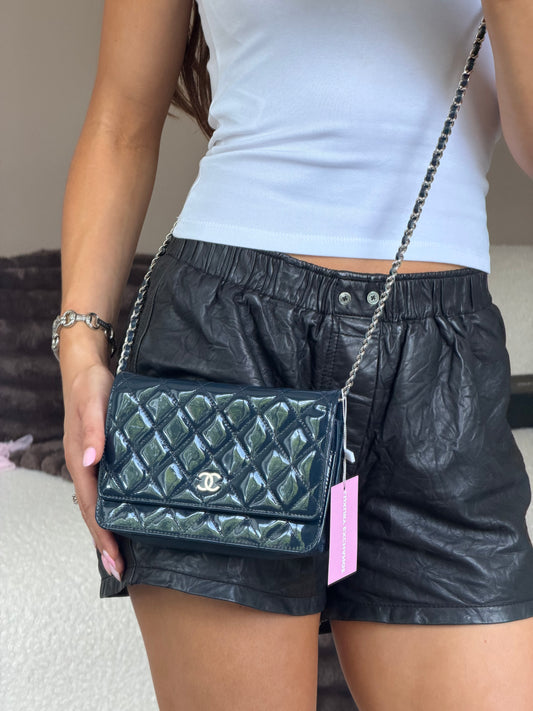 Pre-Owned Navy Patent Leather Wallet on Chain
