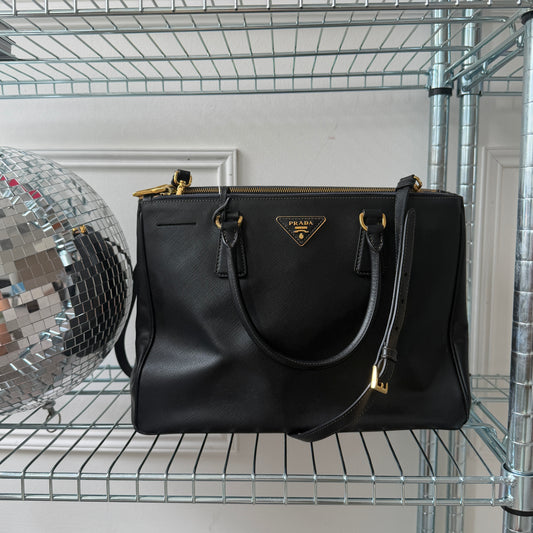 Pre-Owned Black Saffiano Leather Galleria Bag