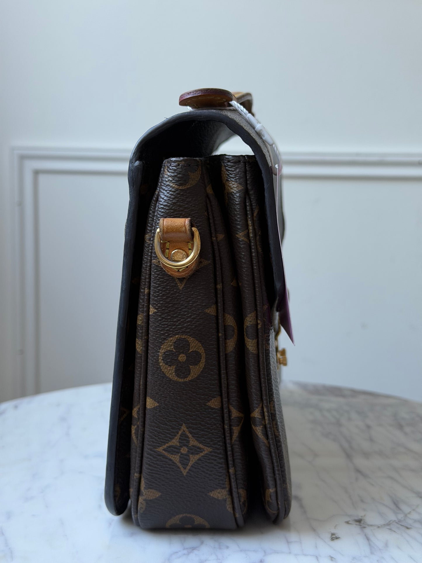2018 Monogram Canvas Pochette Metis Handbag