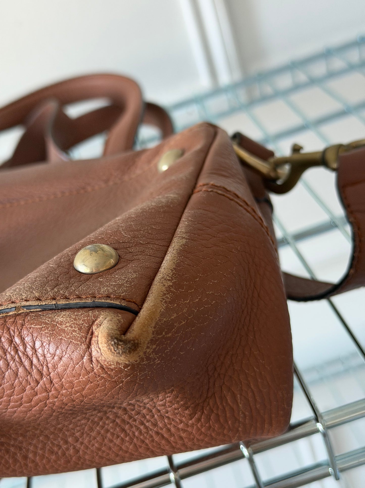 Pre-Owned Brown Soho Pebbled Leather Crossbody Bag