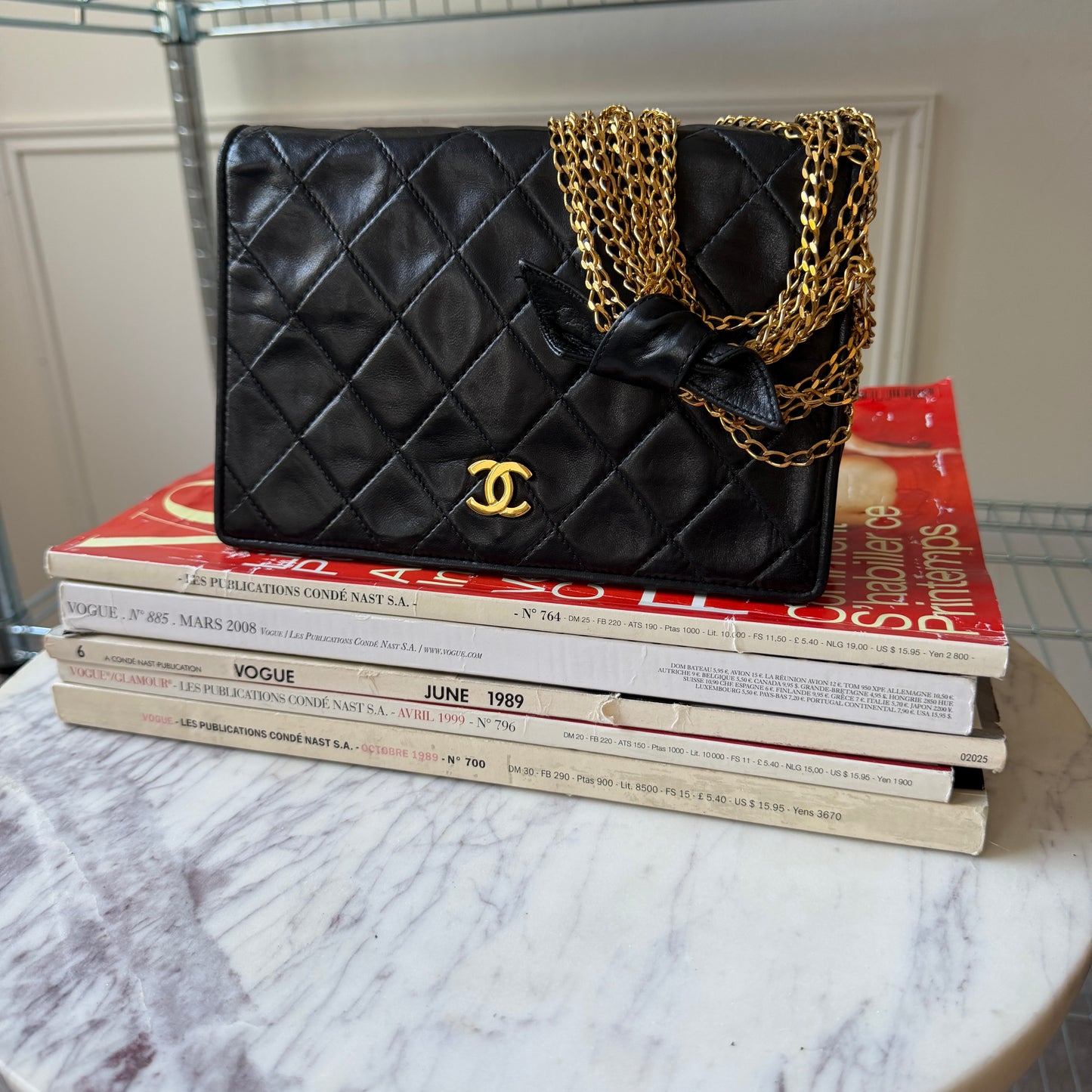 Pre-Owned Black Matelassé Lambskin Full Flap Five Chain Handbag