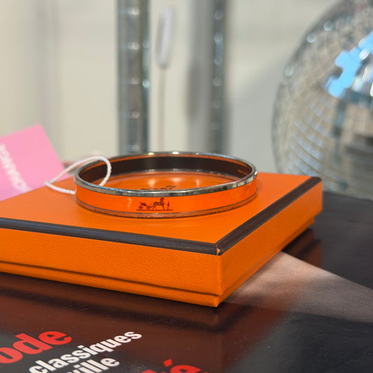 Pre-Owned Orange Silver-Tone Metal Bangle Bracelet