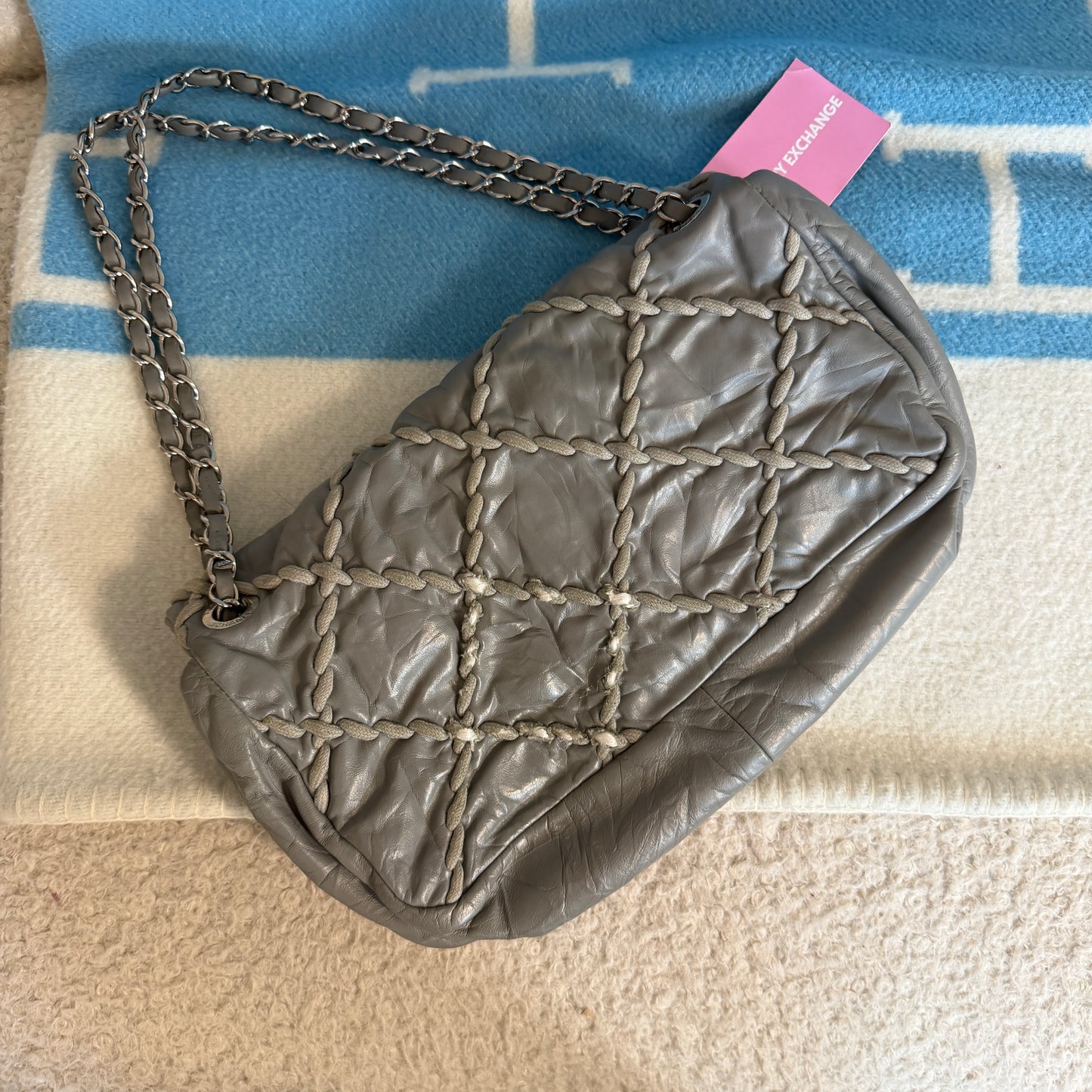 Pre-Owned Grey Quilted Shiny Lambskin Leather Single Flap Shoulder Bag