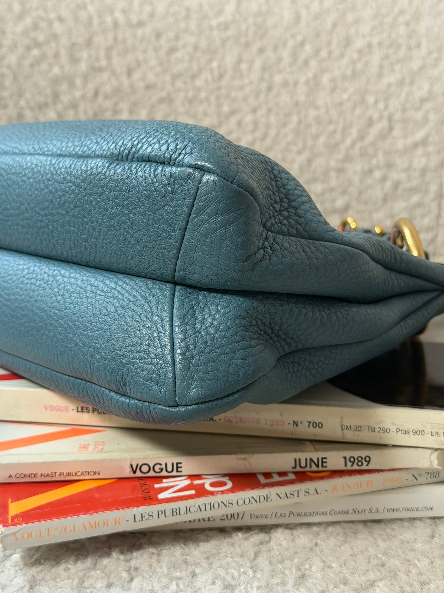 Pre-Owned Blue Leather Hobo Shoulder Bag