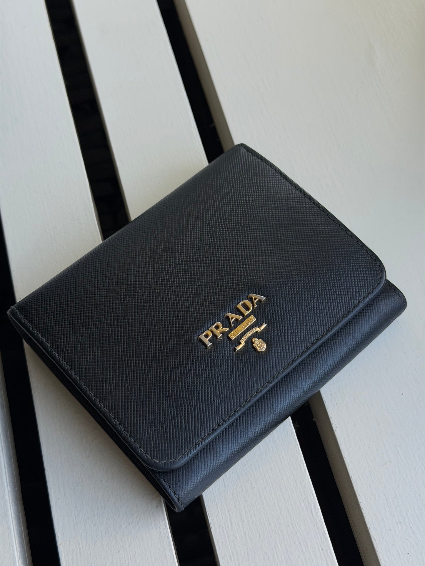 Pre-Owned Black Saffiano Leather Wallet