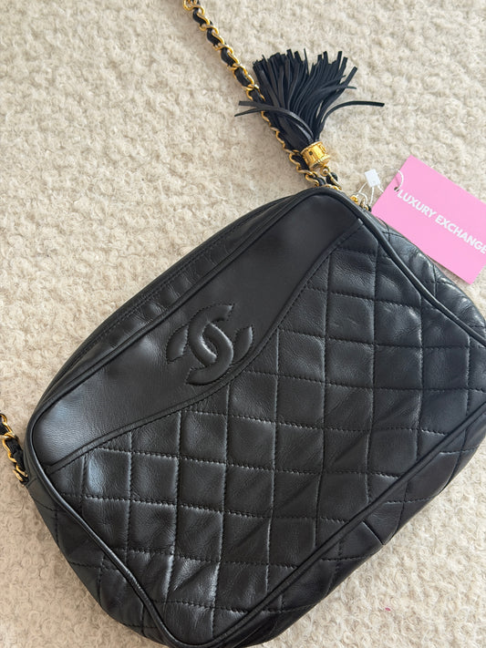 Pre-Owned Black Matelassé Lambskin Leather Camera Bag