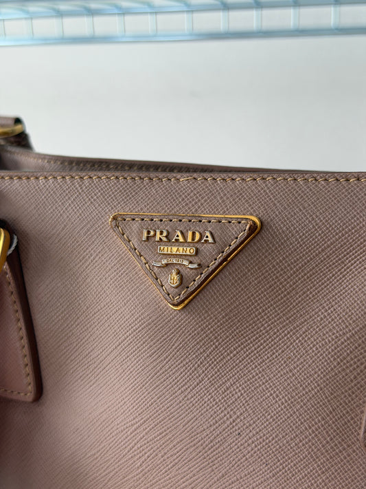Pre-Owned Beige/Pink Saffiano Leather Crossbody Bag Medium
