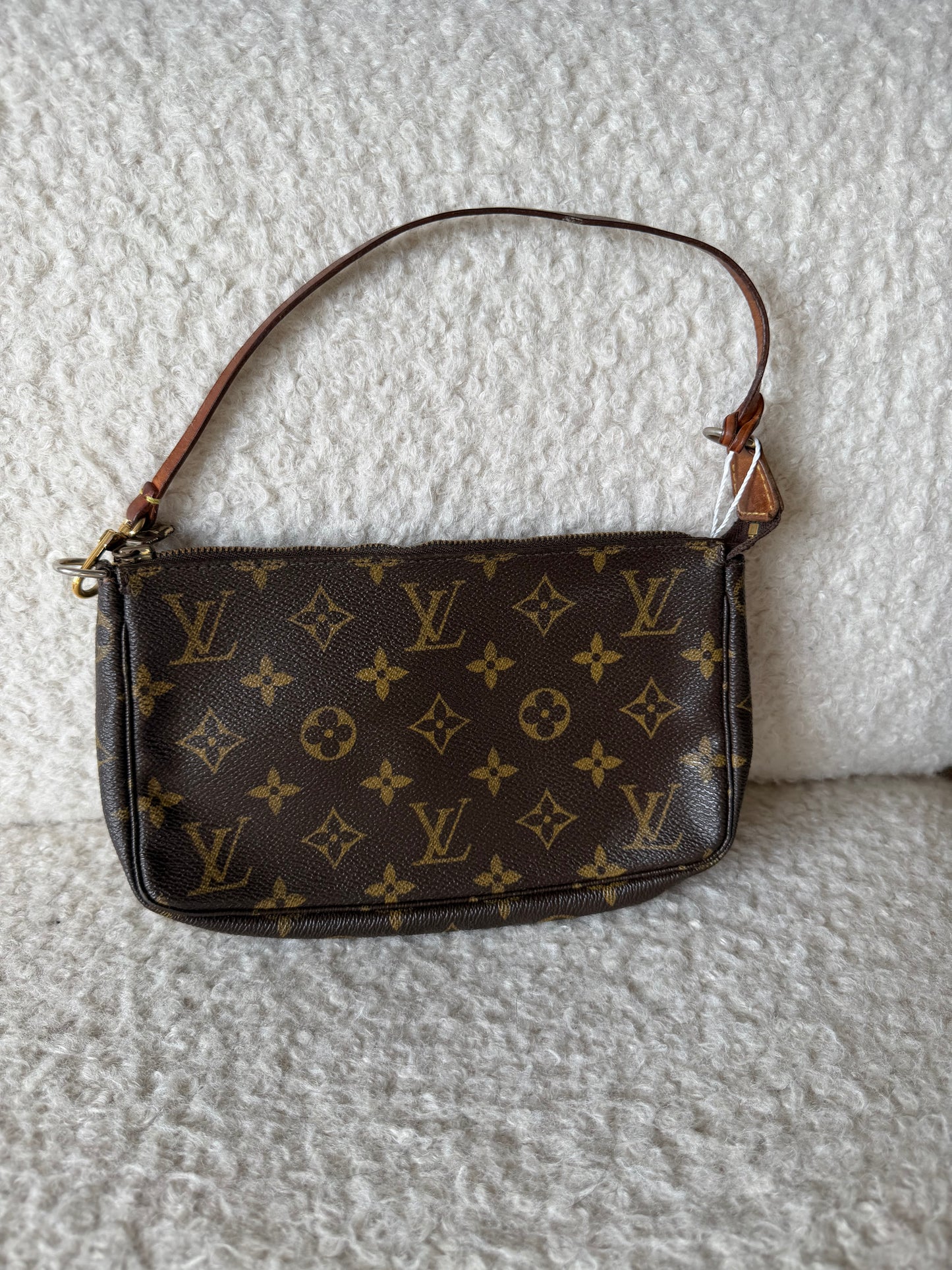Pre-Owned LV Monogram Canvas Pochette Accessoires