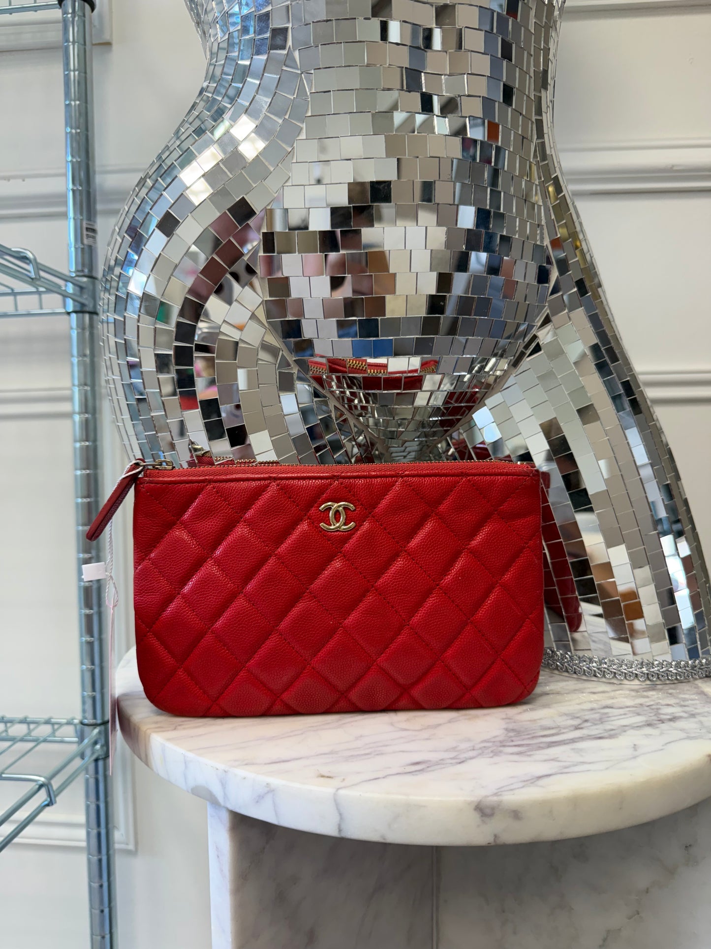 Pre-Owned Red Matelassé Caviar Leather Pouch GHW