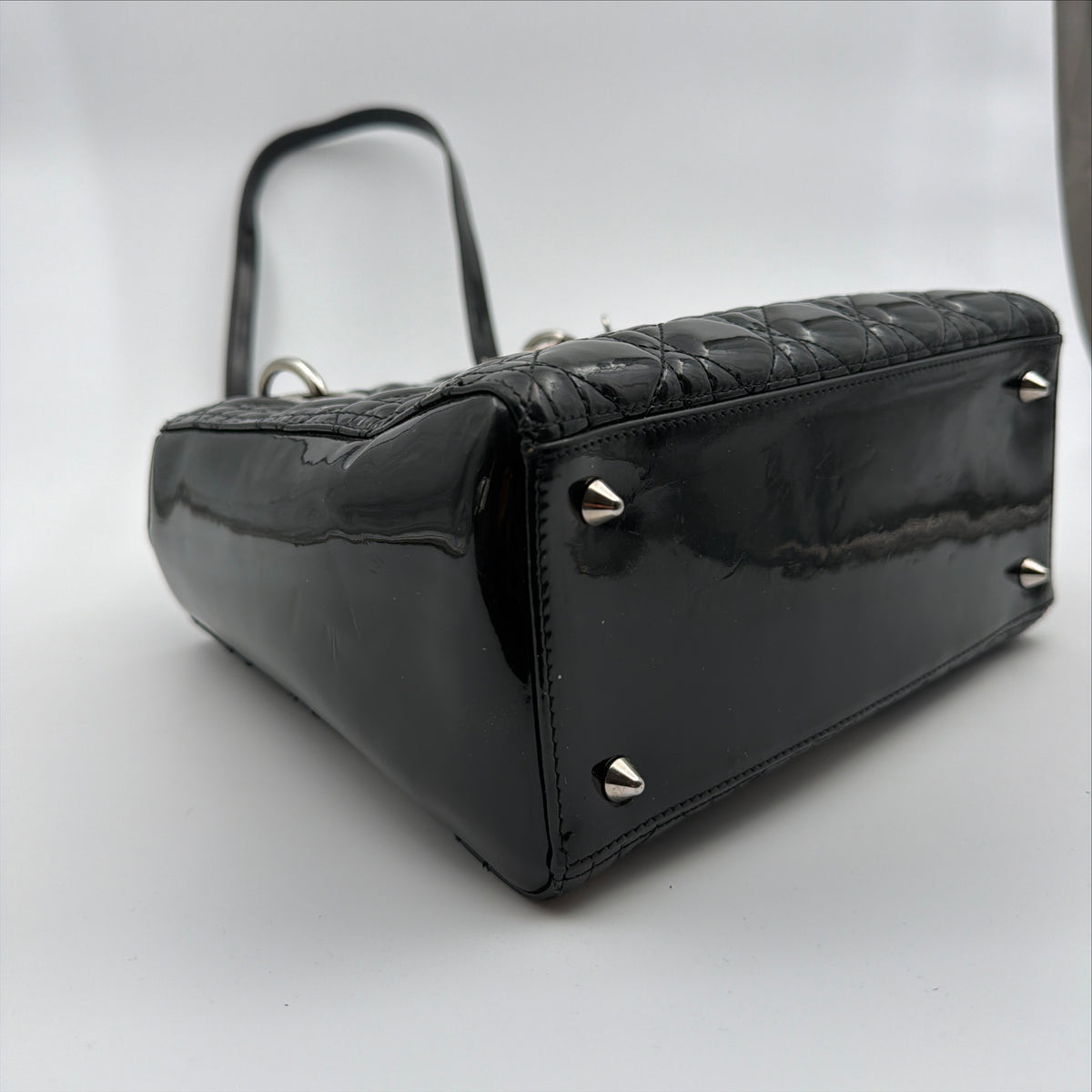 Pre-Owned Black Medium Patent Leather Lady Dior