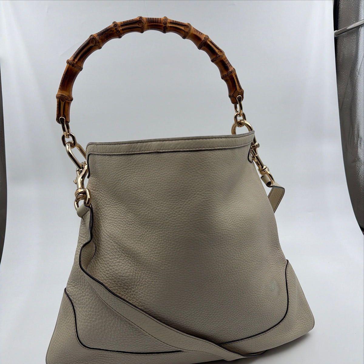 Pre-Owned Off-White Bamboo Leather Shoulder Bag