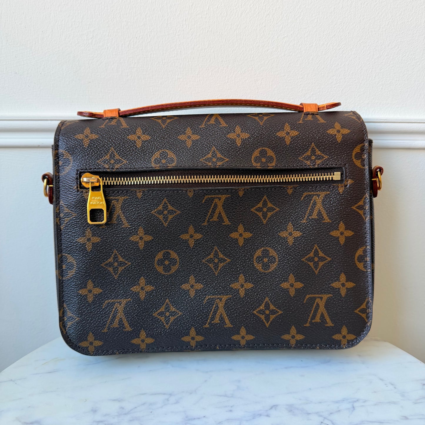 2017 Monogram Canvas Pochette Metis