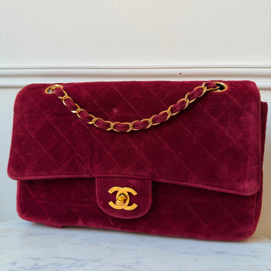 1991 Velour RARE Single Flap with Umbrella Loop 24K Gold-Plated Hardware