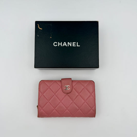 Pre-Owned Pink Wallet