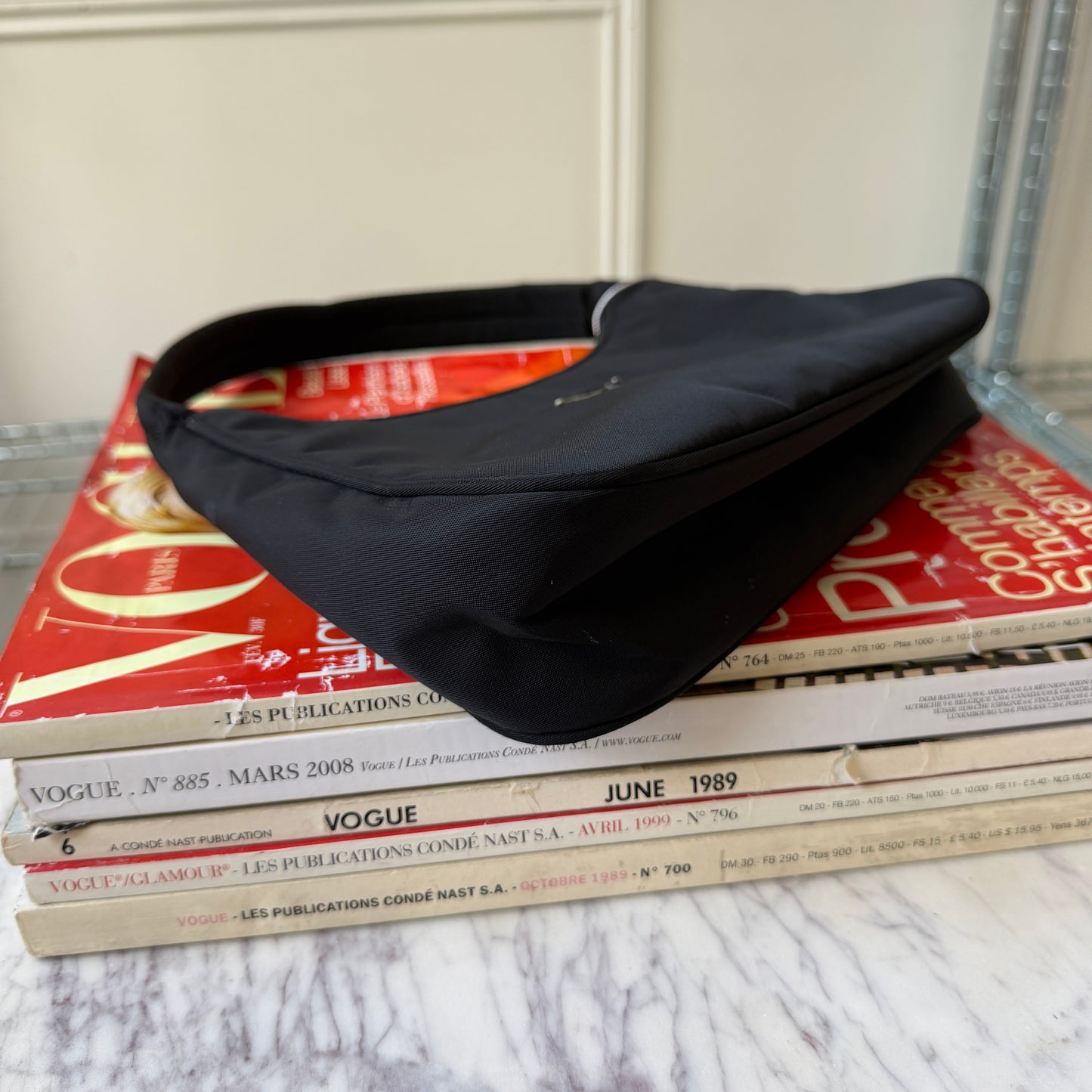 Pre-Owned Black Nylon Shoulder Bag