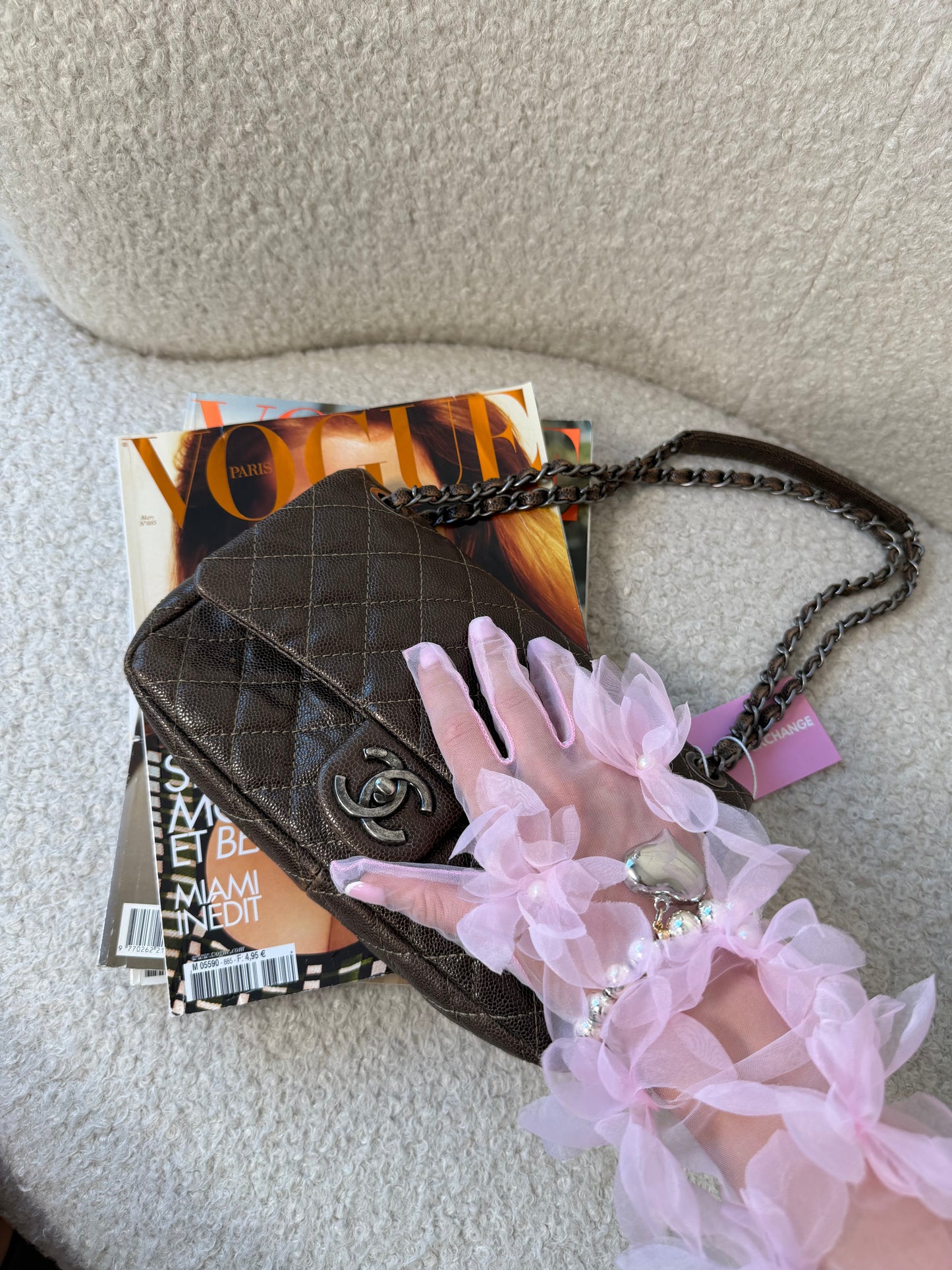 Pre-Owned 2012 Brown Shiny Caviar Leather Seasonal Single Flap Handbag