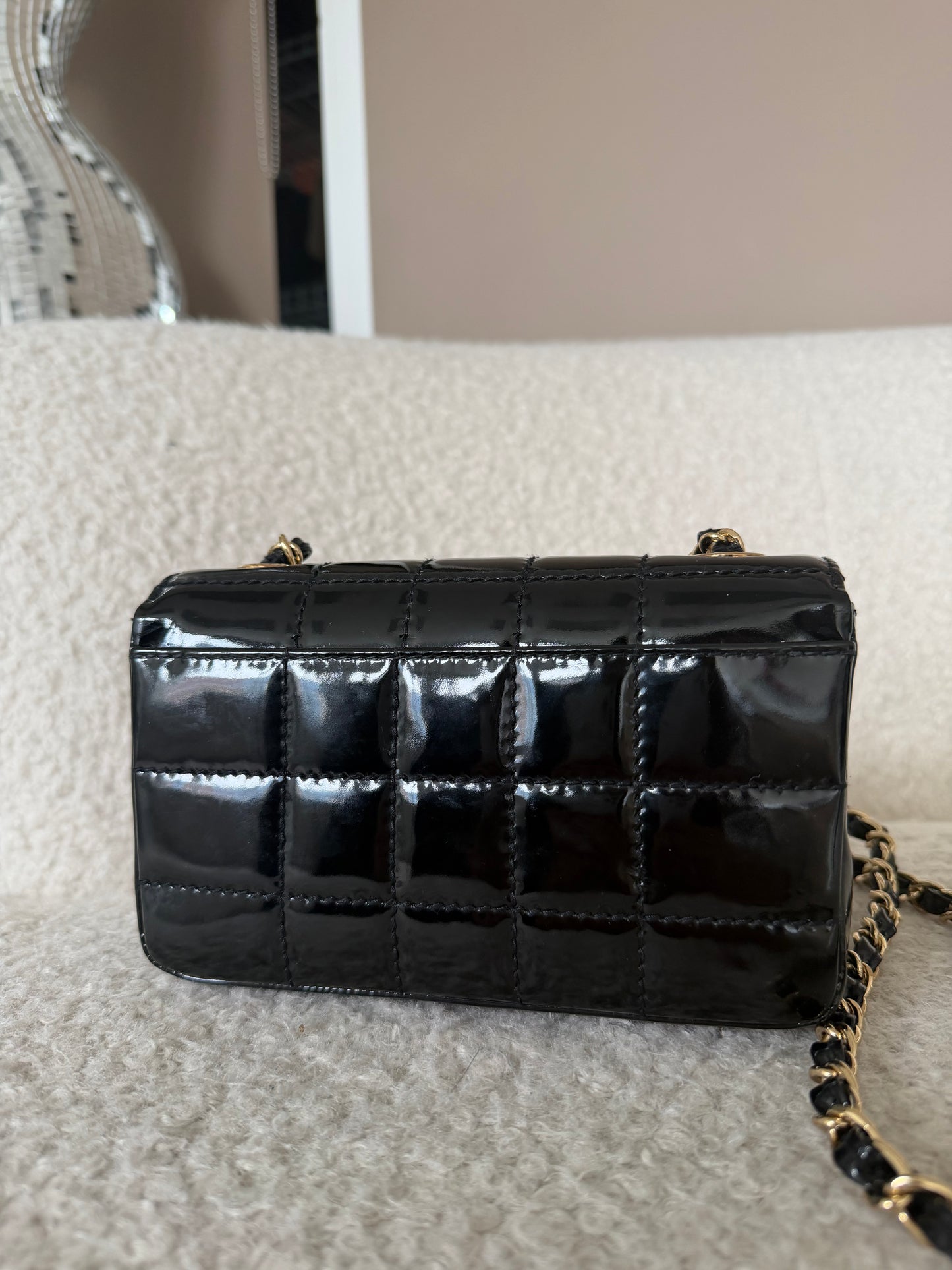 Pre-Owned Black 'Chocolate Bar' Patent Leather Mini Rectangle