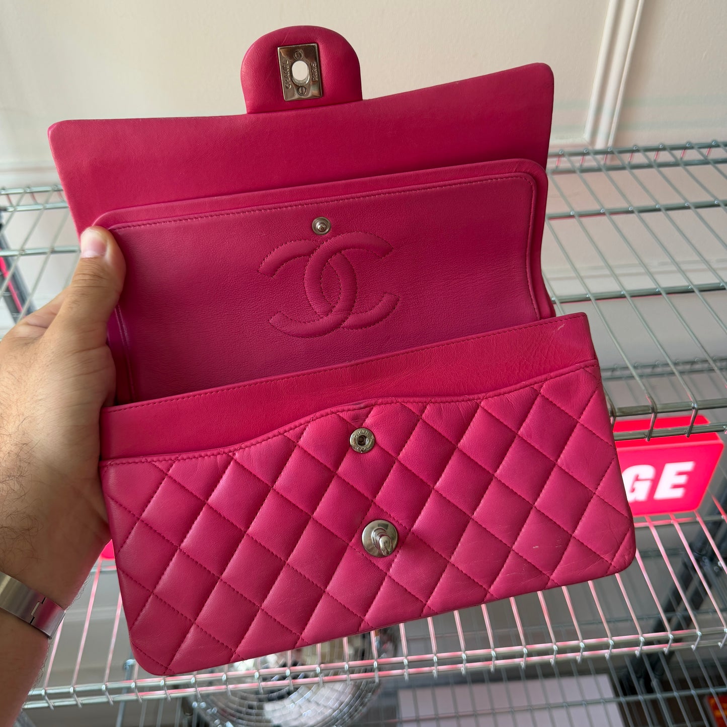 Pre-Owned Hot Pink Lambskin Leather Medium Classic Flap