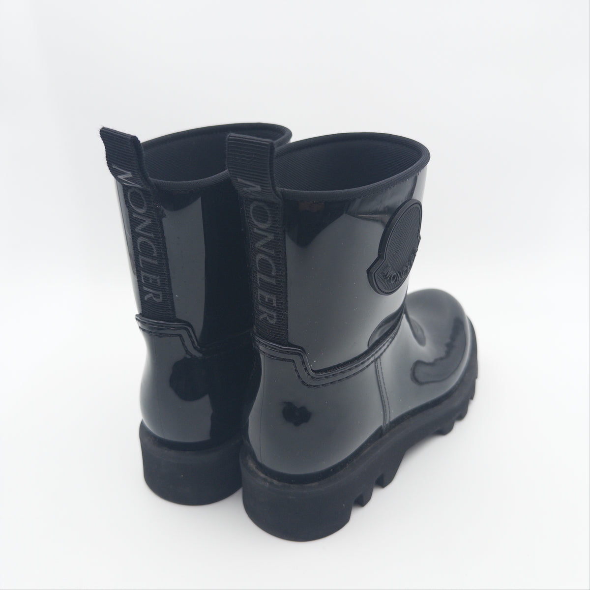 Pre-Owned Black Patent Leather Boots (38)