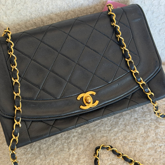 1989-91 Black Lambskin Diana Crossbody Single Flap