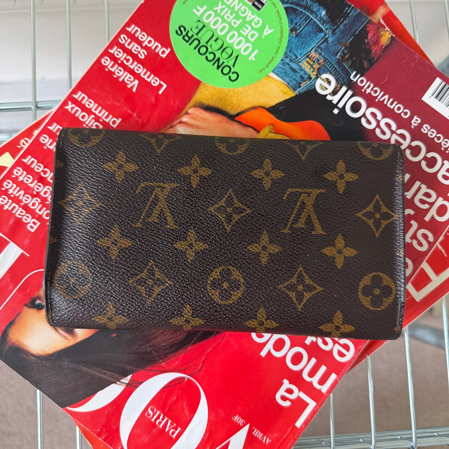 Pre-Owned LV Monogram Canvas Tresor Wallet