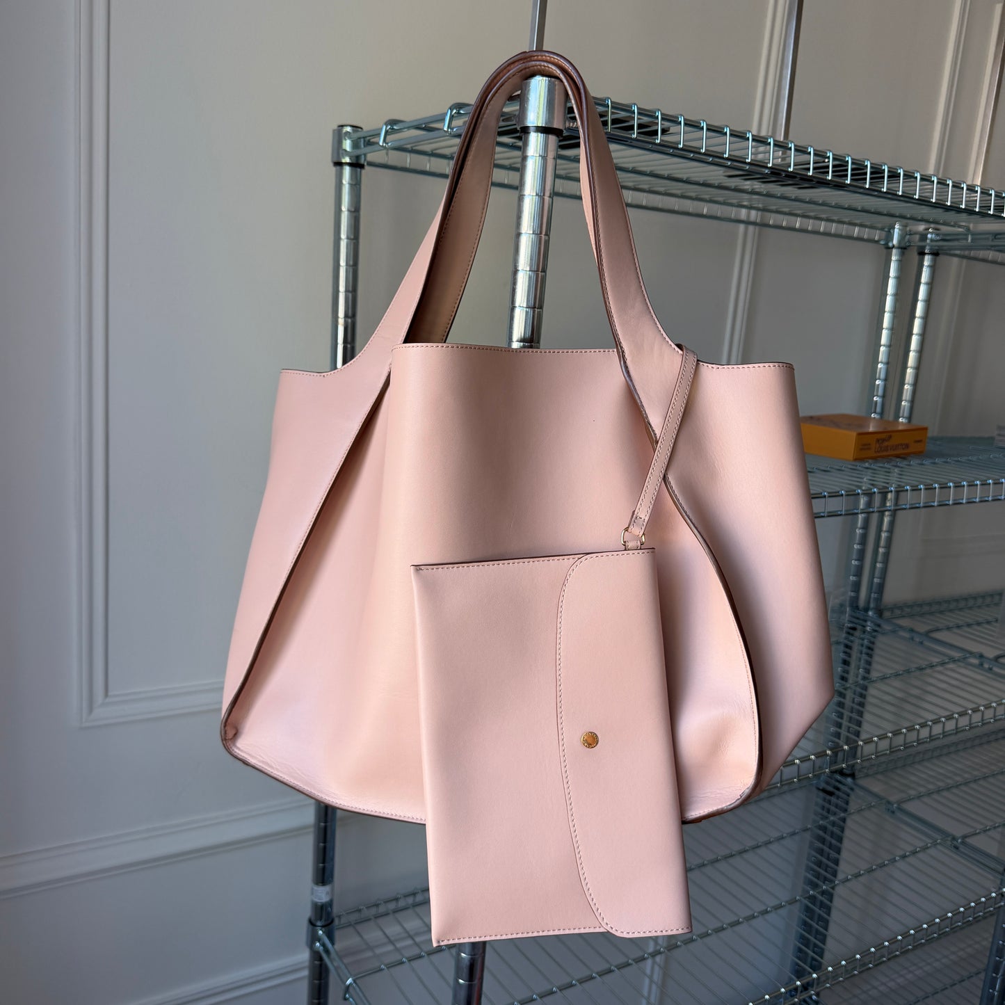 Pre-Owned Pink Leather Shopper Tote