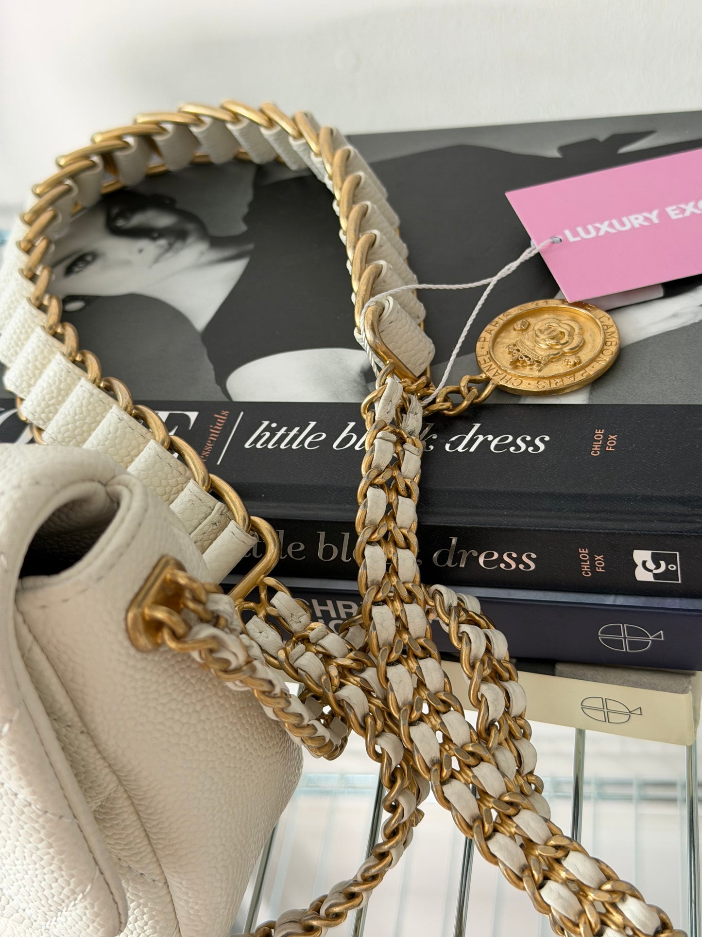 Pre-Owned White Caviar Double Chain Square Single Flap Crossbody Bag