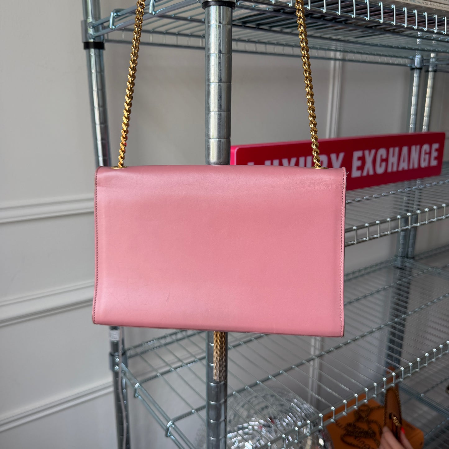 Pre-Owned Pink Leather Tassel Flap Crossbody Bag