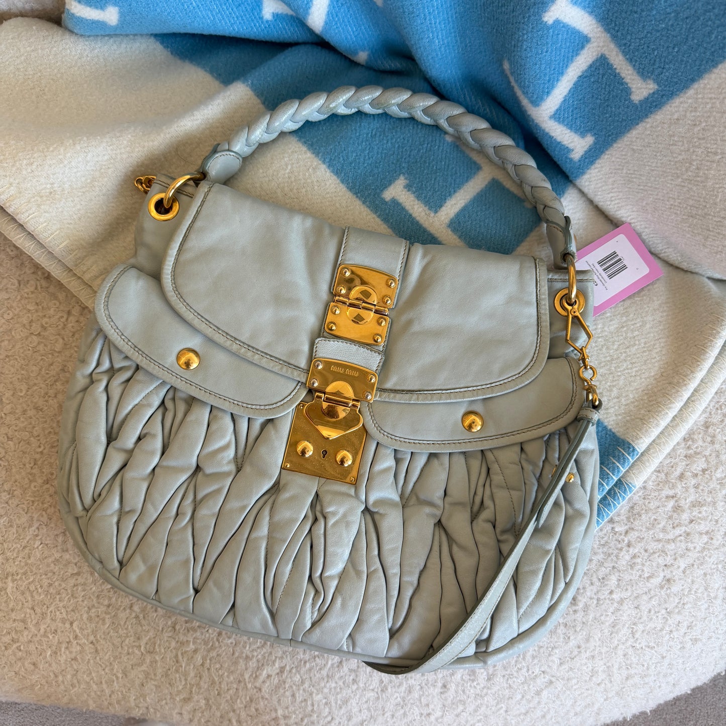 Pre-Owned Blue Ruffled Leather Crossbody Hobo Bag