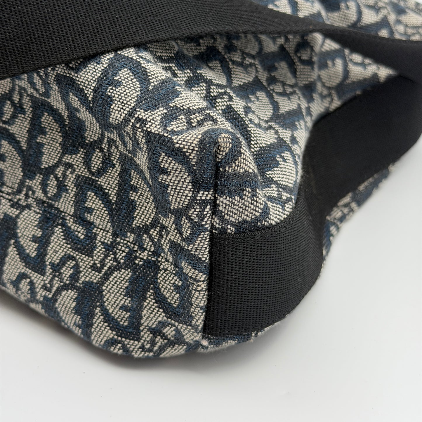 Pre-Owned Oblique Canvas Crossbody Bag