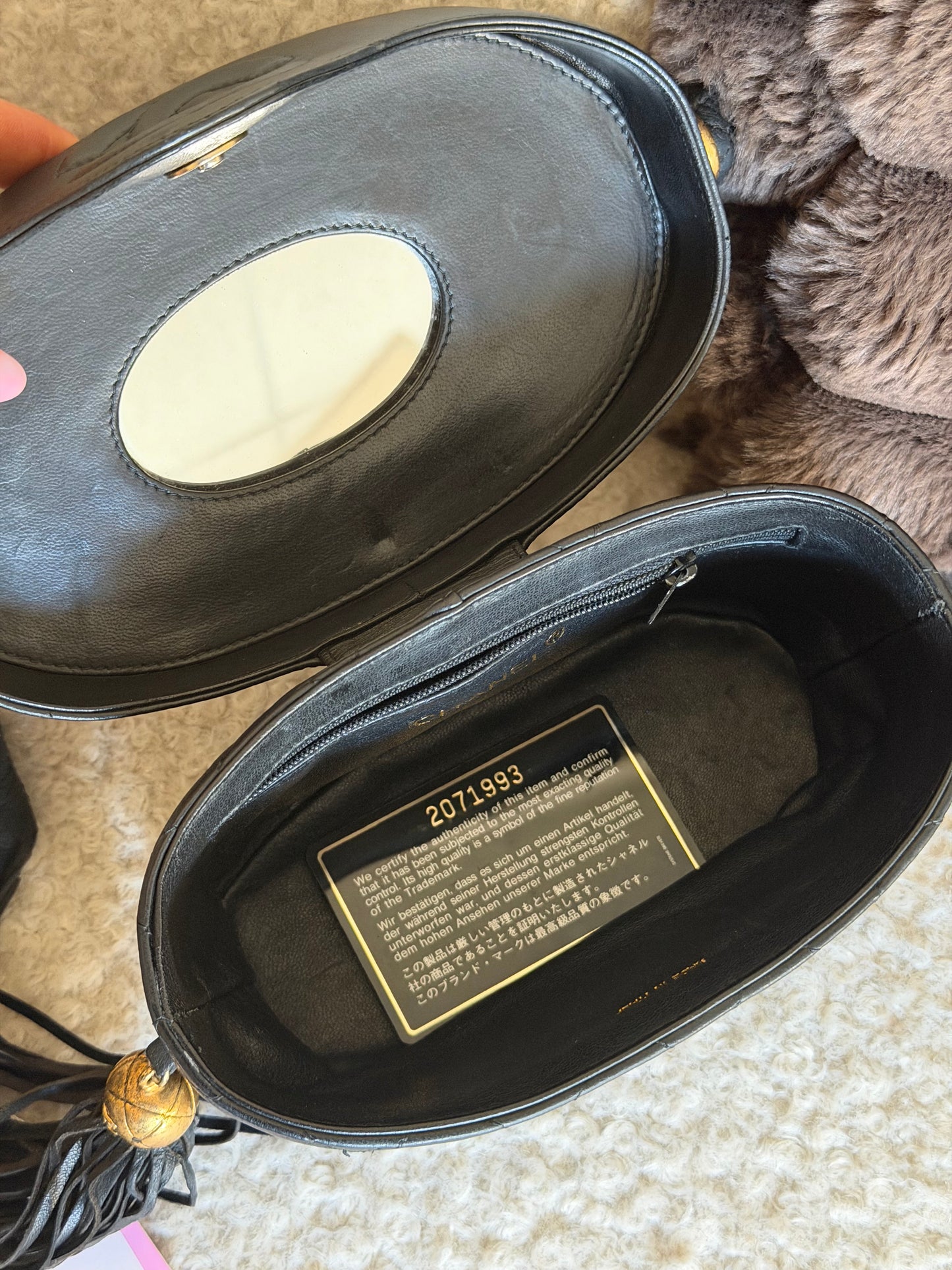 Pre-Owned Black Matelassé Lambskin Leather Vanity Shoulder Bag