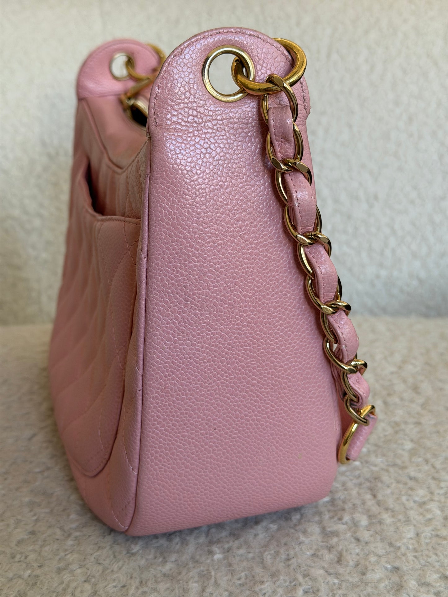 Pre-Owned Light Pink Caviar Leather Hobo Bag