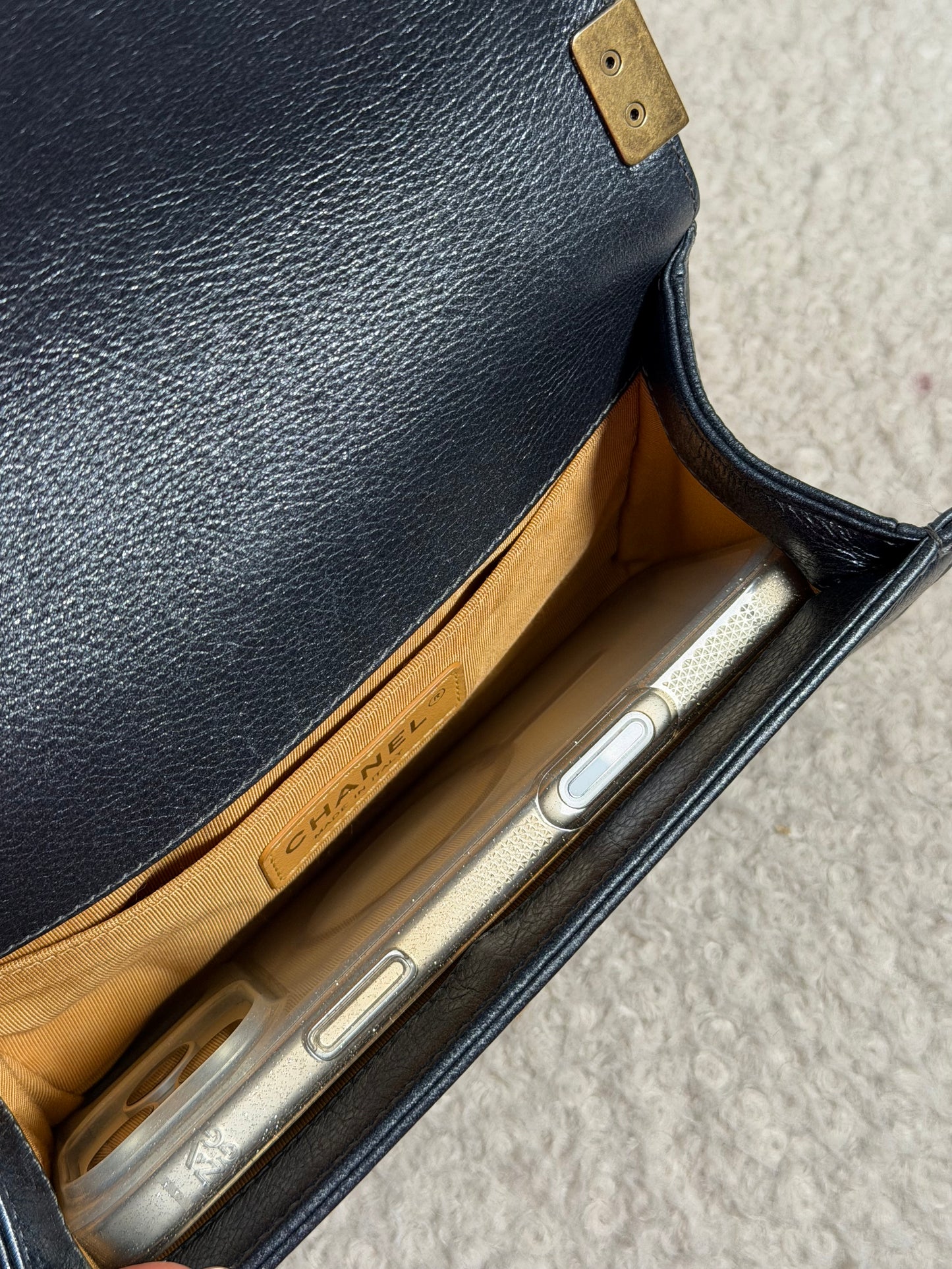 Pre-Owned Grey Iridescent Calfskin Leather Handbag