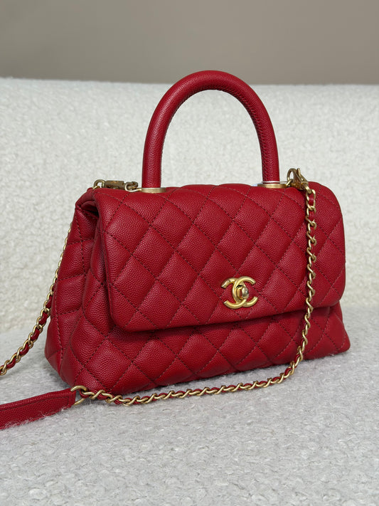 Pre-Owned Red Matelassé Caviar Leather Coco Top Handle Shoulder Bag