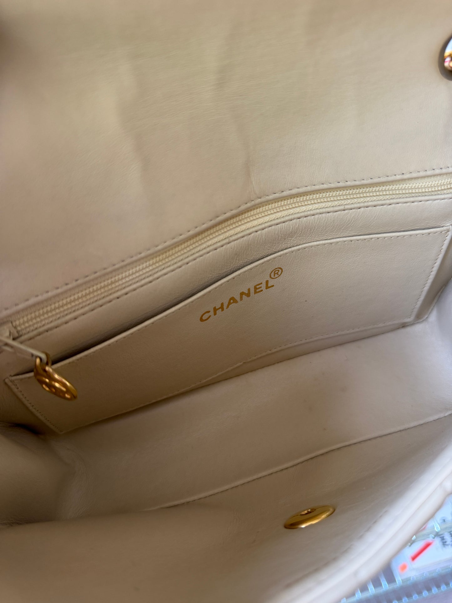 Pre-Owned Beige Piano Quilted Lambskin Leather Single Flap Crossbody