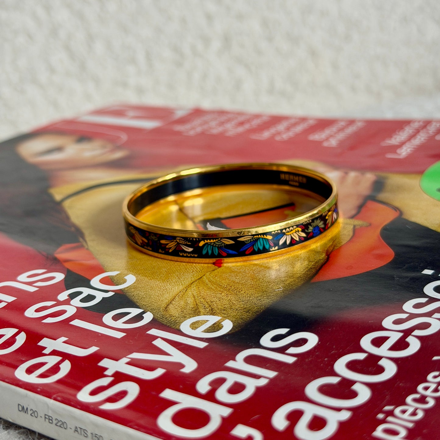 Pre-Owned Floral Enamel Gold-Plated Bracelet