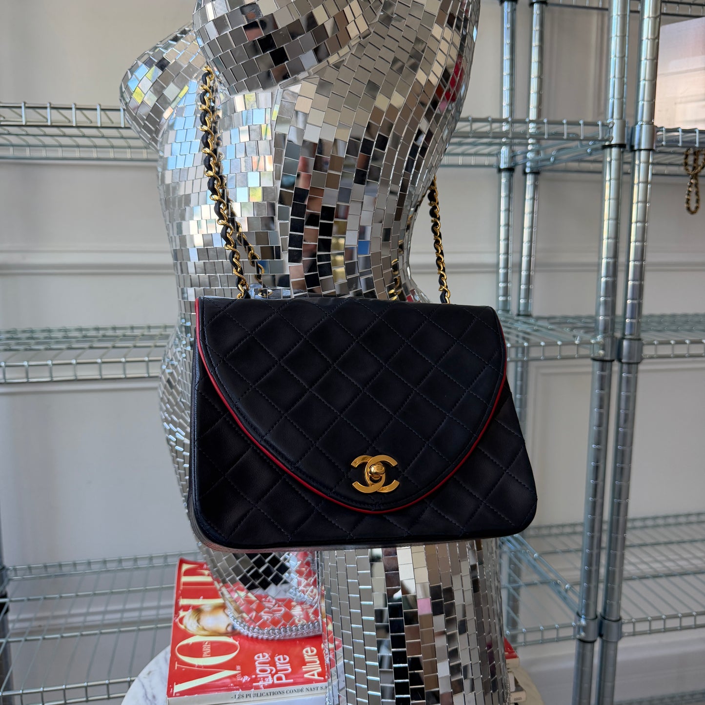 Pre-Owned Bi-Colour Black Lambskin Envelope Single Flap Shoulder Bag