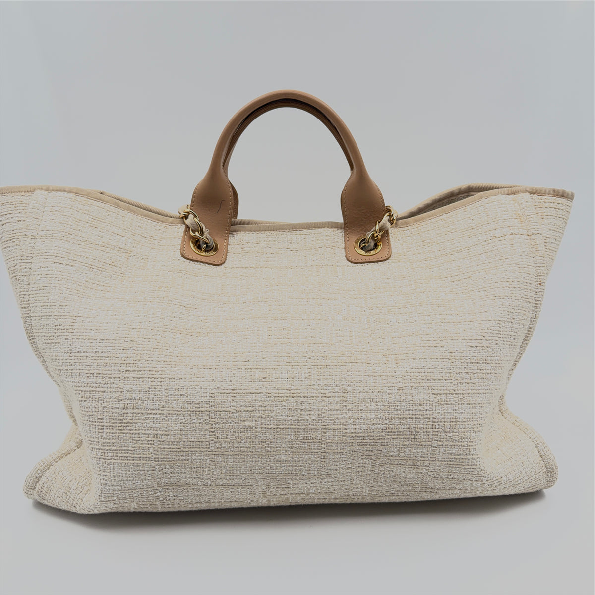 Pre-Owned Beige Tweed Deauville Shopper Tote