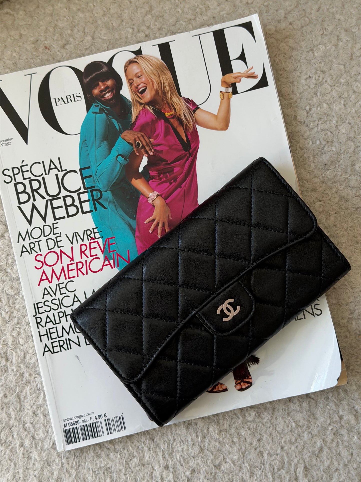 Pre-Owned Black Lambskin Leather Tri-Fold Wallet
